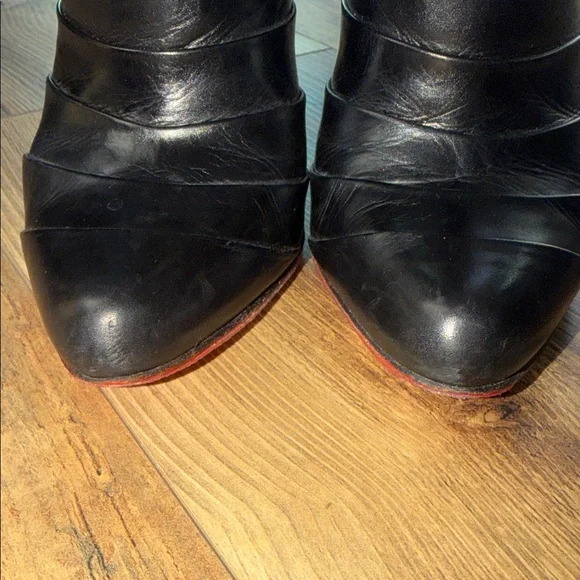 Christian Louboutin Orniron Black Calf Leather Heeled Boots sz 36 (5.5-6US) - Picture 4 of 10